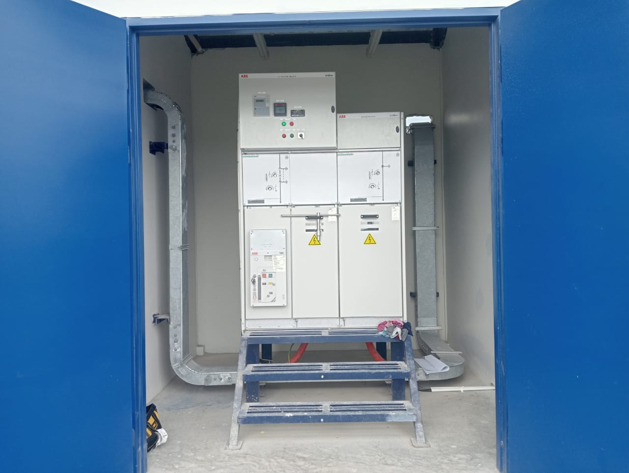 WELTES SURABAYA — panel elektrikal
